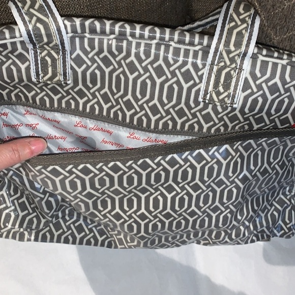 BNWOT Lou Harvey Diaper Bag - Picture 7 of 9